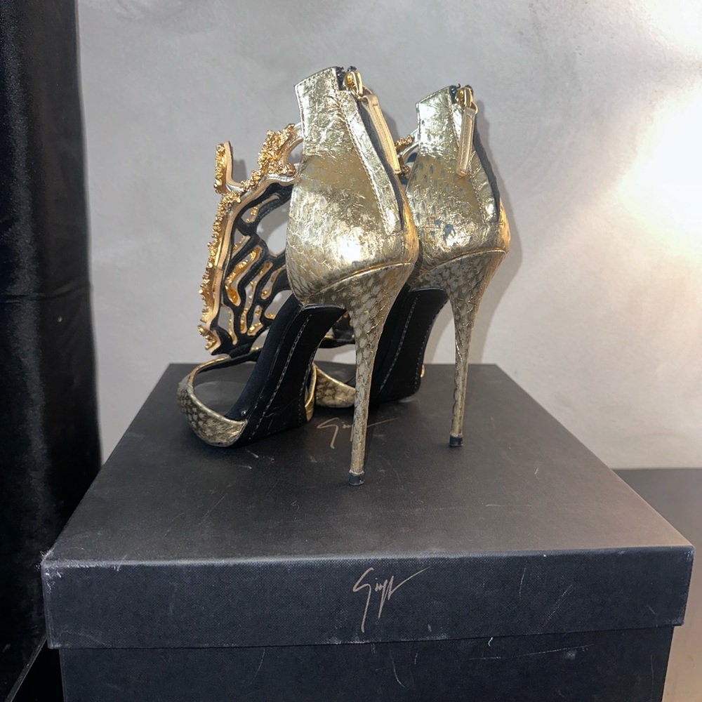 Giuseppe zanotti Designer Gold and Black Women's Heels - Picture 2 of 2